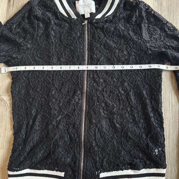 Piperlime Collection Baseball Lace  Bomber Jacket Size Small - Picture 5 of 9
